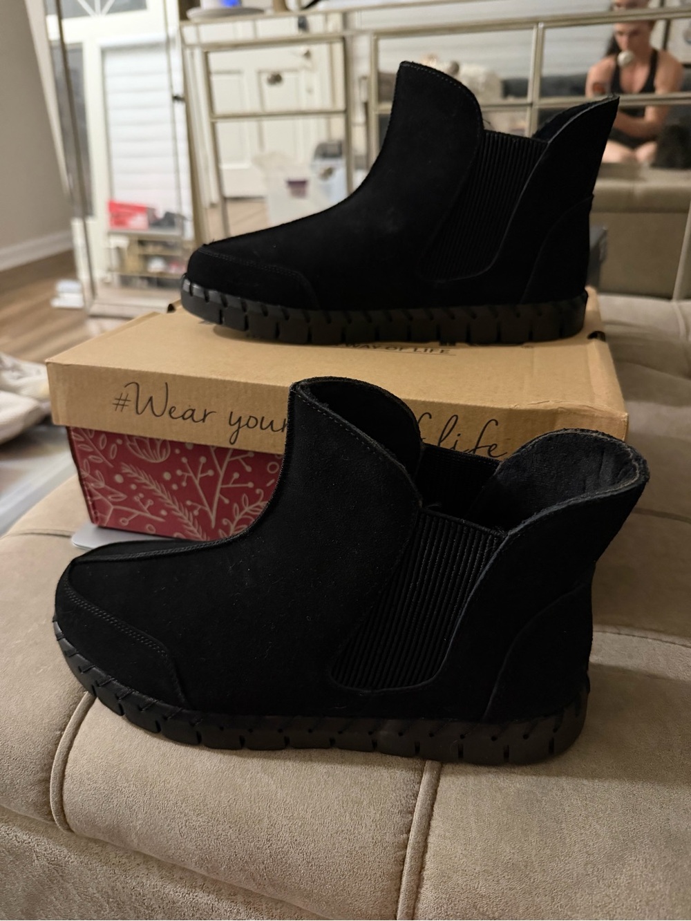 NWT MUK LUKS Black Wedge Chelsea Ankle Boots Size 8.5